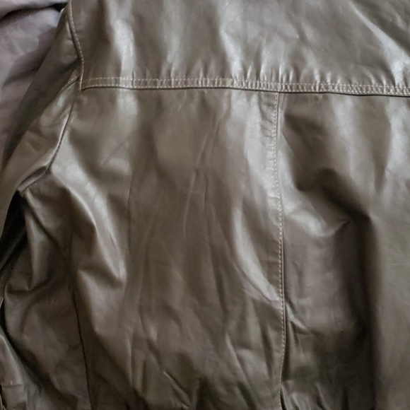 Vintage leather motorcycle jacket - Picture 6 of 10